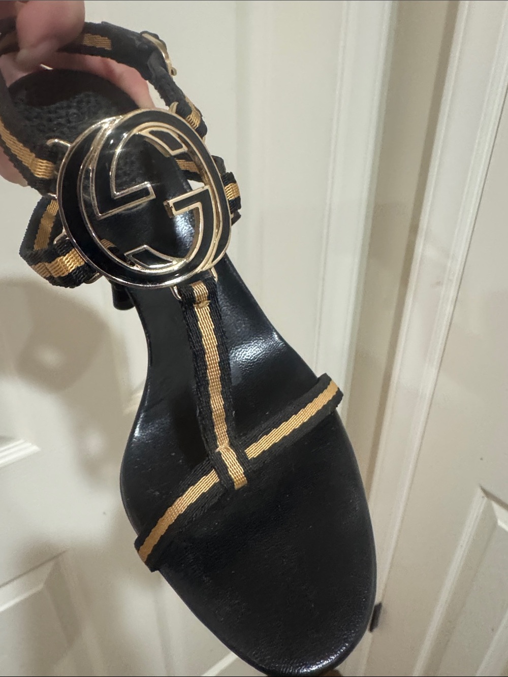 Gucci/Black Leather/Gold FabricT-Strap Heels/Buckle @ Ankle/GOLD GG Accent! 6.5! - Picture 3 of 16